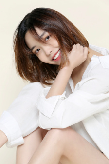 性饥渴的漂亮女邻居