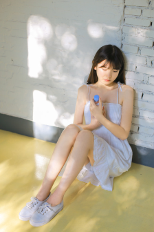 女邻居3